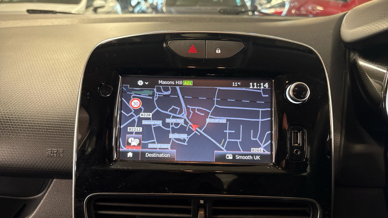 Renault Clio 1.2 TCE Dynamique Nav 5dr Petrol Hatchback